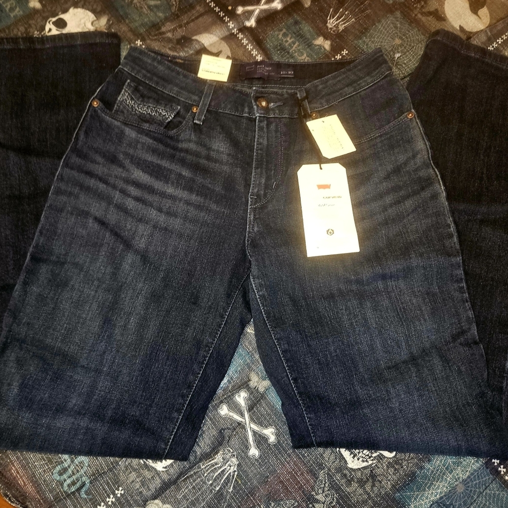 Levi's bold curve jeans
